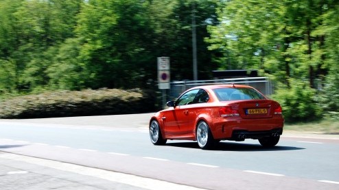 Men zegt wel eens; geen afscheid zonder vuurwerk. En dus komt BMW in de nadagen van de huidige 1 Serie met een spetterend topmodel, de 1 Serie M Coup. Voor 80 mille rijd je knallend de showroom uit m