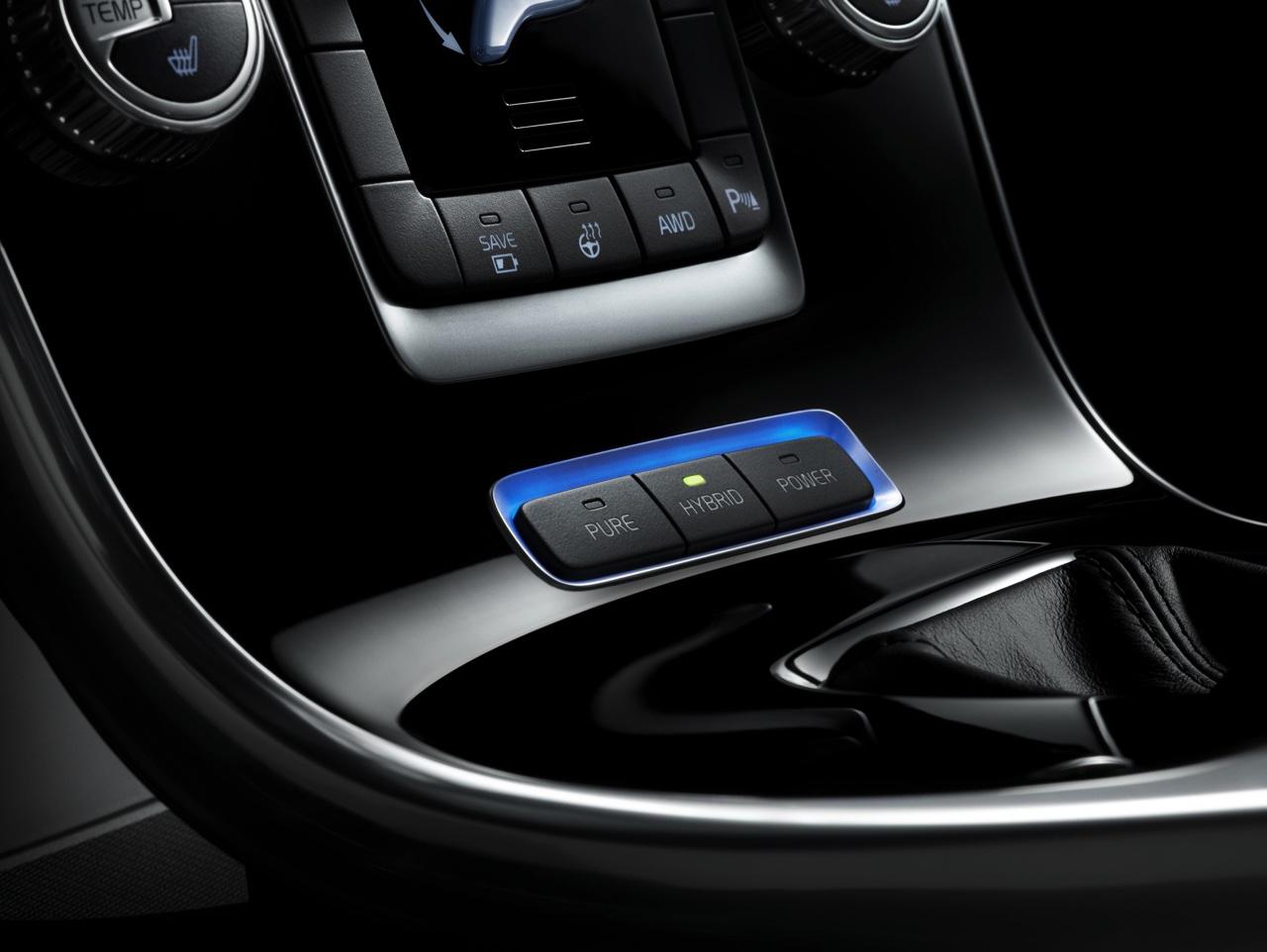 Boek een proefrit in de Volvo V60 Twin Engine en lease de Zweedse plug-in hybride in 2016 met 15% bijtelling. We geven je 5 redenen om te kiezen voor de V60 plug-in hybrid.