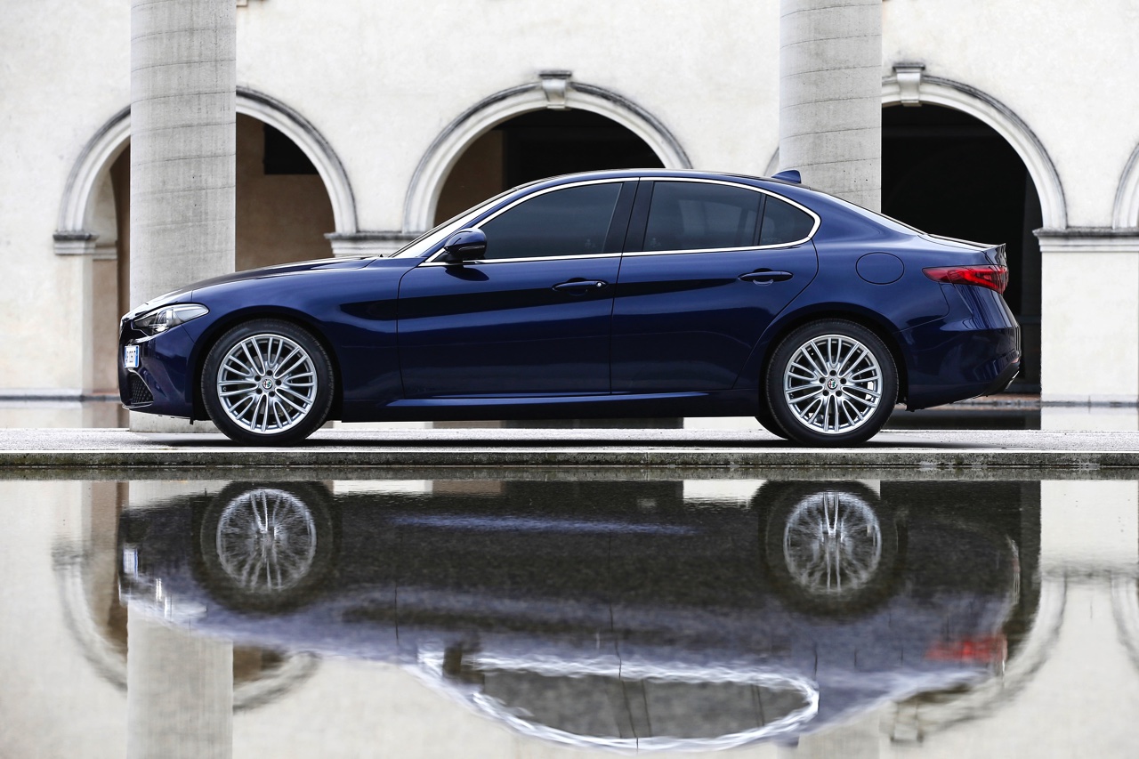 We geven 5 redenen waarom de Alfa Romeo Giulia een voltreffer is in het premium segment van de sportsedans.
