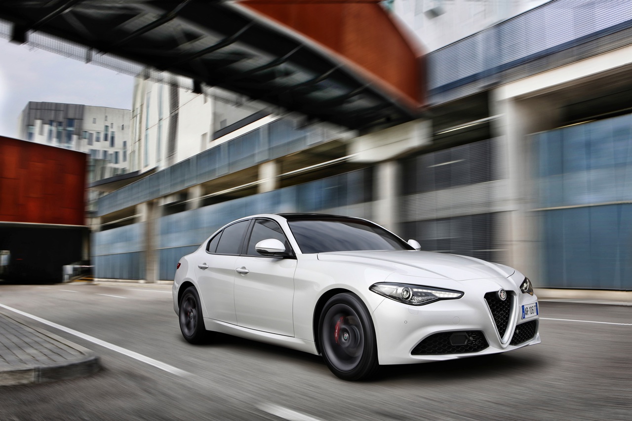 We geven 5 redenen waarom de Alfa Romeo Giulia een voltreffer is in het premium segment van de sportsedans.
