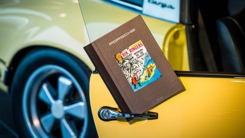 Exclusieve uitgave boek Porsche 911 Targa met Rik Ringers verkrijgbaar in de Porsche webshop.