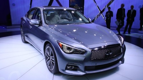 Een bezoek aan Detroit en de North American International Auto Show is een hele belevenis. Dankzij een aantal spannende primeurs van onder meer Lexus, Mercedes-Benz, BMW en Infiniti viel er voor ons E