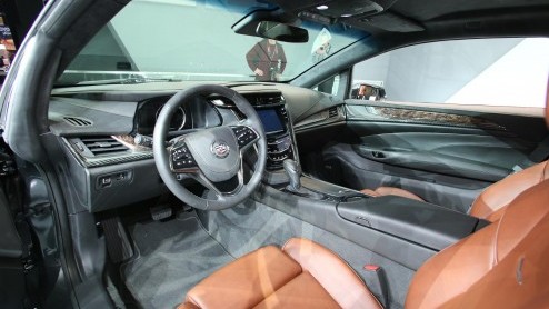 Een bezoek aan Detroit en de North American International Auto Show is een hele belevenis. Dankzij een aantal spannende primeurs van onder meer Lexus, Mercedes-Benz, BMW en Infiniti viel er voor ons E