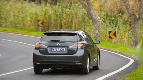 Het naderend einde van 2011 is een goed moment om terug te blikken. Wat hebben de automerken ons dit jaar zoal gebracht? En wat zit er voor 2012 allemaal in het vat? Een overzicht van Alfa Romeo tot e