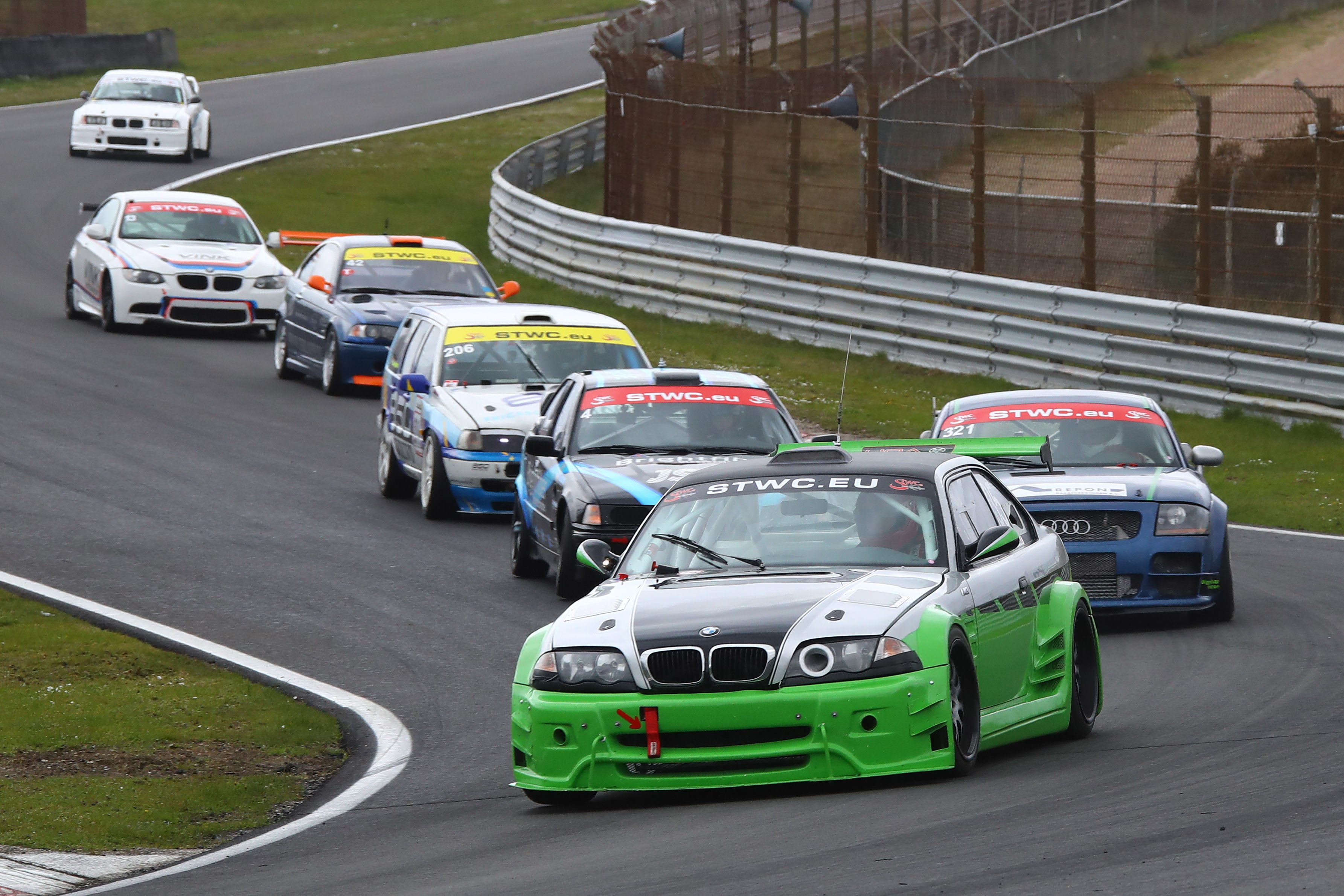 Het weekend van 7 en 8 oktober is het circuit Zandvoort gratis toegankelijk voor de finaleraces met spectaculaire raceklasses.