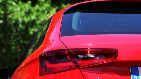 De nieuwe Audi A3 is voor 99% helemaal nieuw. Kun je dat op het eerste gezicht zien? Nee, maar zodra je instapt n er mee gaat rijden, valt dat niet te missen. Zelfs de 1.4 TFSI en 1.6 TDI bezorgen ee