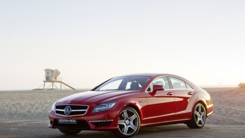 Het leveringsprogramma van de Mercedes-Benz CLS is vanaf nu compleet. Liefhebbers van een flinke portie kracht kunnen de vierdeurscoup nu ook als CLS 500 en CLS 63 AMG bestellen. Een ijzersterk bi-tu