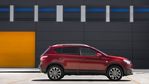 De nieuwe 1.6 dCi van Renault bereikt nu ook de modellen van alliantiepartner Nissan. De Qashqai en Qashqai+2 zijn de eersten van deze nieuwe zuinige 130 pk diesel worden voorzien. Ook doet de Around