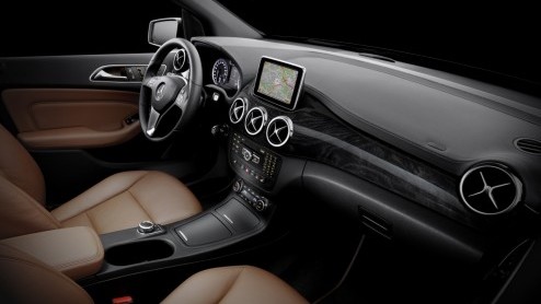 De nieuwe Mercedes B-Klasse hebben we al deels kunnen bezichtigen. Na een blik op het exterieur en uitleg van techniek gunt Das Haus ons nu een kijkje binnenin!