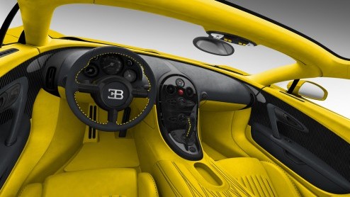 De Dubai Auto Show - ja, die bestaat ook - wordt op niveau opgevrolijkt met drie speciale Bugatti Grand Sport Veyron's. Net als in 2009 steelt het trio de show door in een bijzondere kleurstelling en 