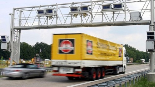 Meer dan 41.000 mensen hebben de petitie van de ANWB tegen de Duitse tolplannen inmiddels getekend. Volgende week wordt de petitie in Brussel aangeboden aan Europarlementarir Wim van de Camp.