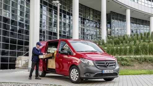 Nieuwe Mercedes Vito is onthuld en komt eind 2014 op de markt met voor-, achter- of vierwielaandrijving.