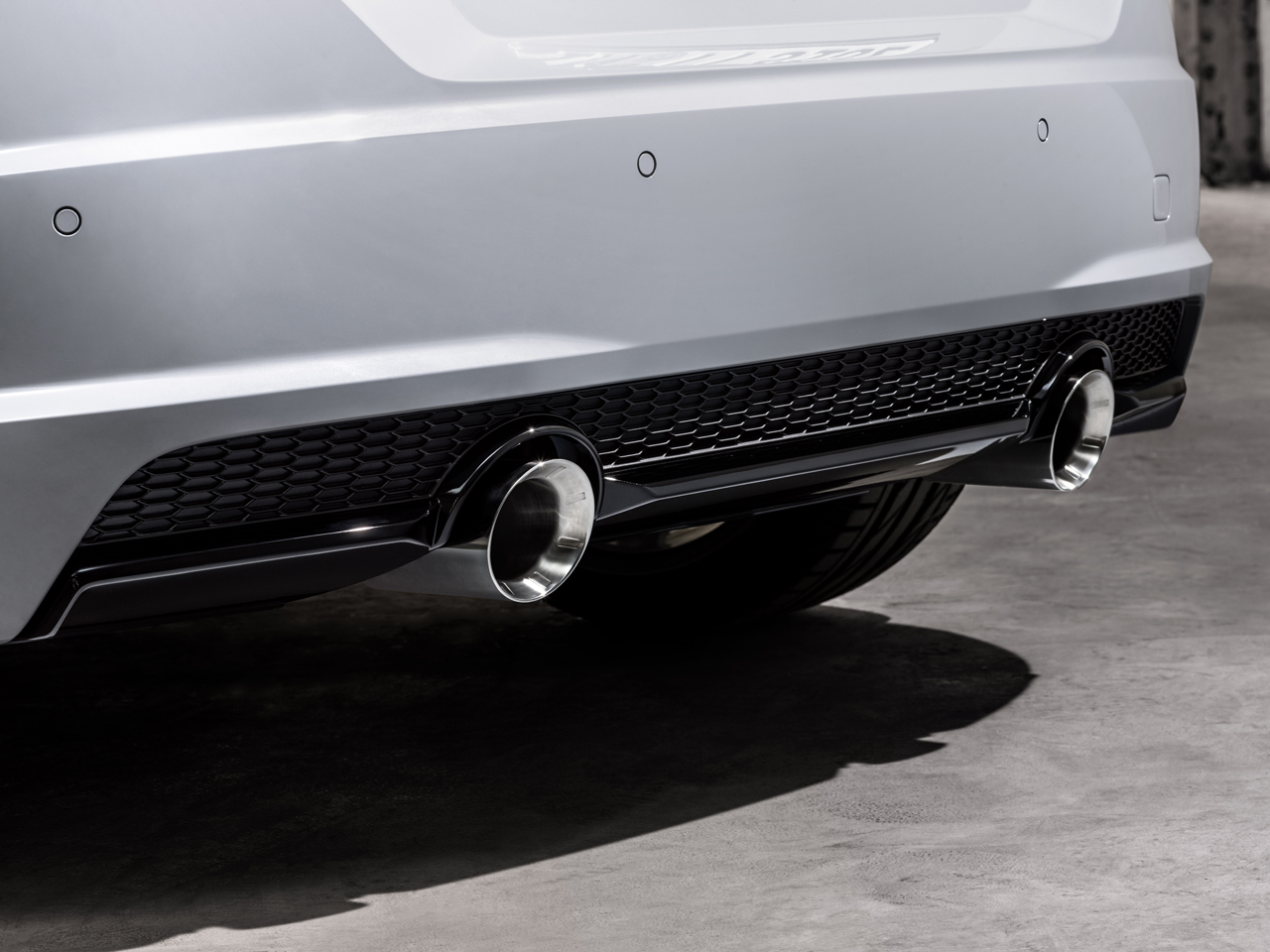 Audi geeft de TT een facelift en brengt na 20 jaar een 20 years uitvoering.