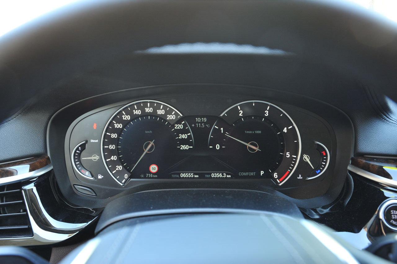 BMW zet met de nieuwste generatie 5-serie een flinke stap in de richting van autonoom rijden. AutoVandaag test de nieuwe 520d met sequentile achttrapsautomaat.