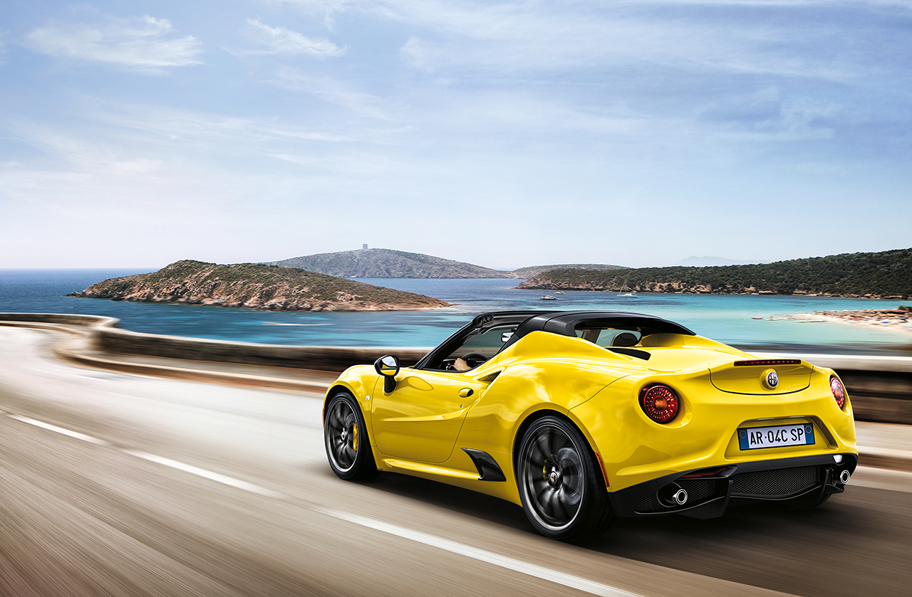 Prijzen Alfa Romeo 4C Spider beginnen bij 81.550 euro.