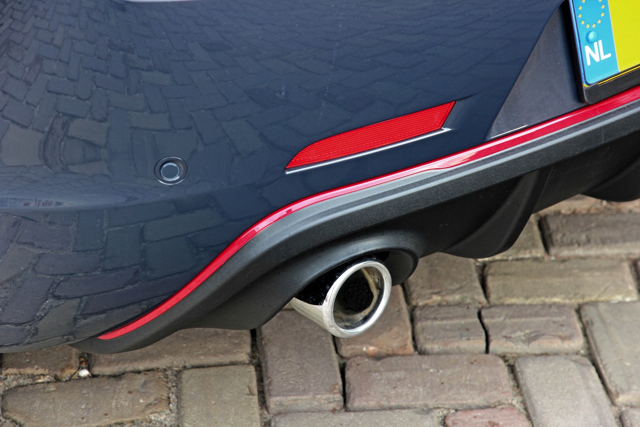 AutoVandaag test de vernieuwde Alfa Romeo Giuiletta in modeljaar 2017. De facelift introduceert de 1.6 JTDm 120 pk met TCT-automaat en dat is een fijn duo. Autotest!
