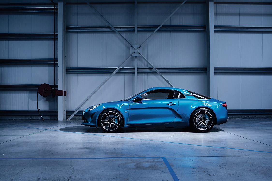 Nu Alpine de nieuwe A110 heeft onthuld op de Autosalon van Genve, weten we eindelijk alles over de wedergeboren klassieker. Behalve dan de Nederlandse prijzen