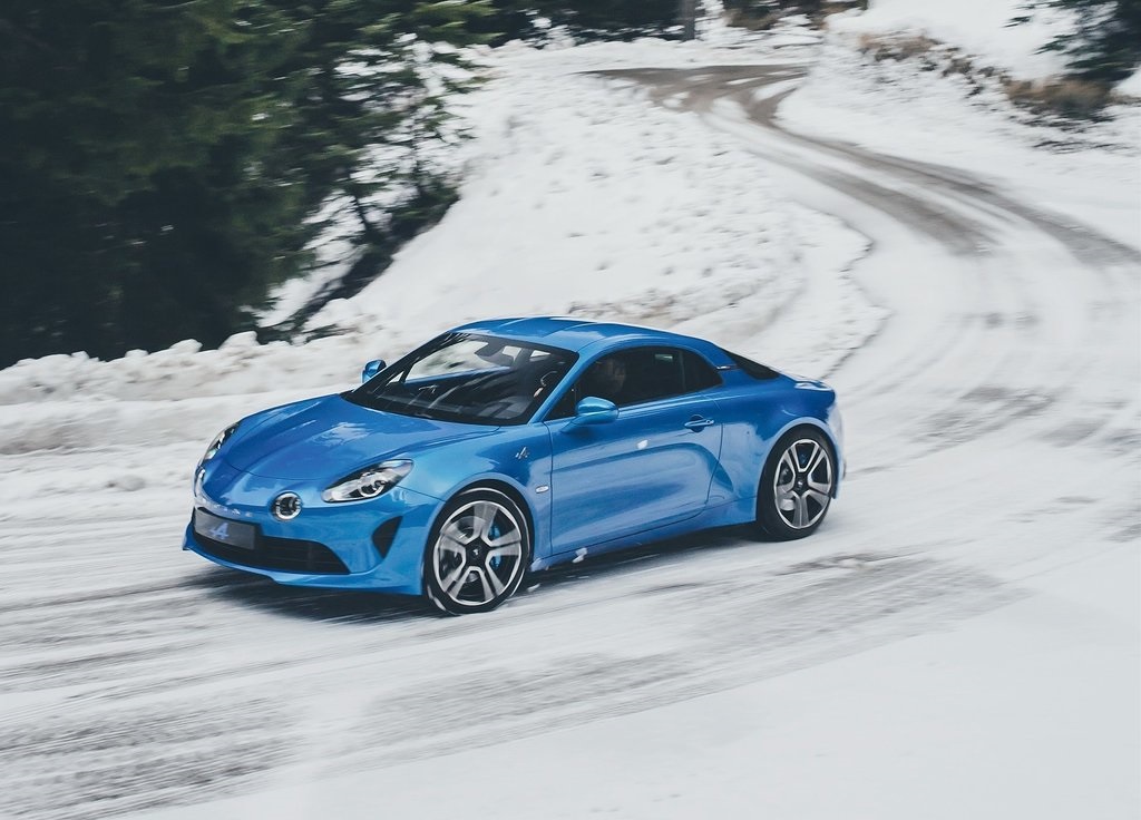 Nu Alpine de nieuwe A110 heeft onthuld op de Autosalon van Genve, weten we eindelijk alles over de wedergeboren klassieker. Behalve dan de Nederlandse prijzen