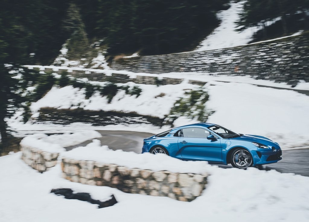 Nu Alpine de nieuwe A110 heeft onthuld op de Autosalon van Genve, weten we eindelijk alles over de wedergeboren klassieker. Behalve dan de Nederlandse prijzen