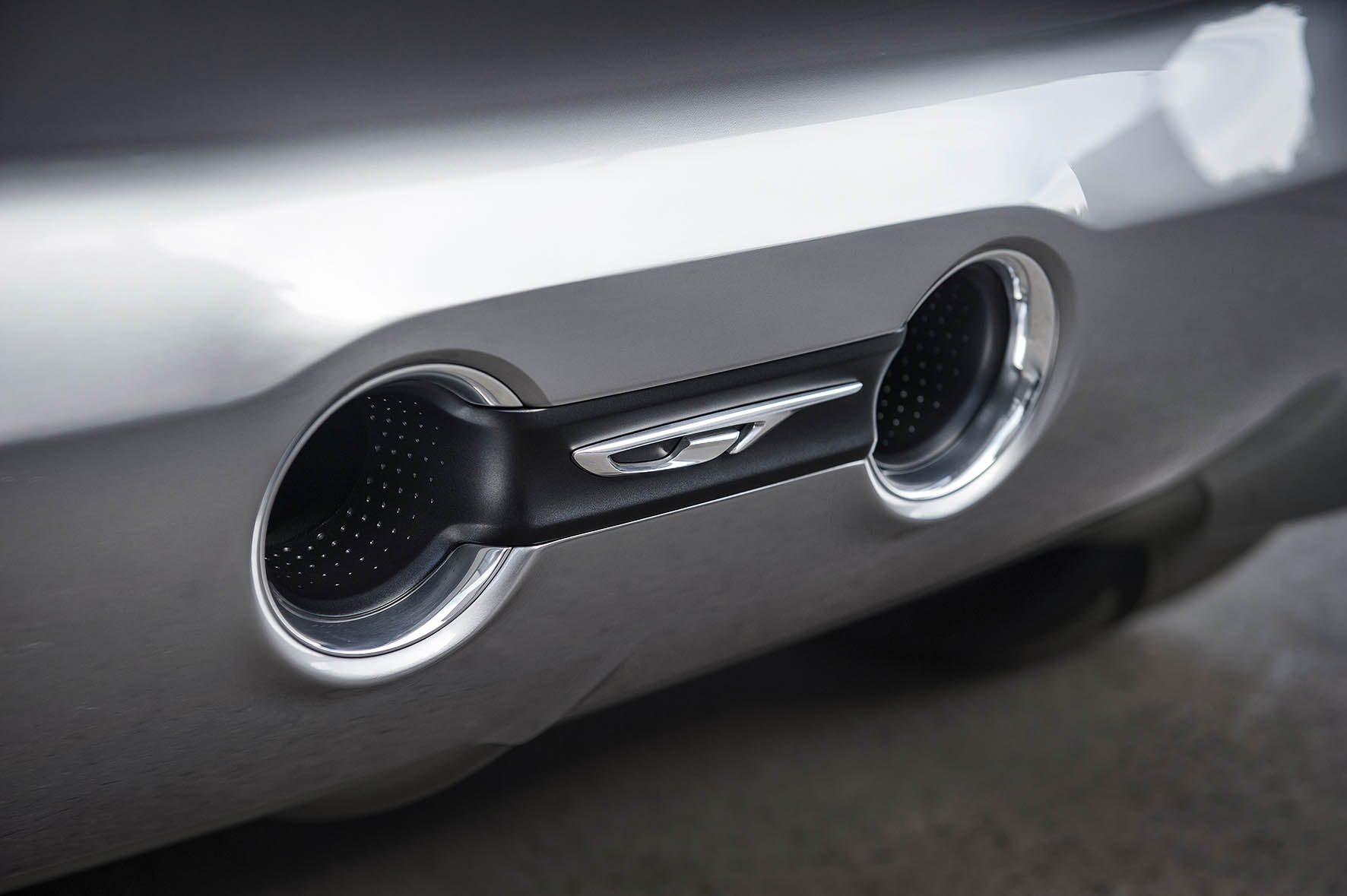 Opel grijpt de Autosalon van Genve aan om de Opel GT Concept 2016 te introduceren. Die sportauto brengt Opel weer tot leven. Maar nu eerst een teaser in deze video.
