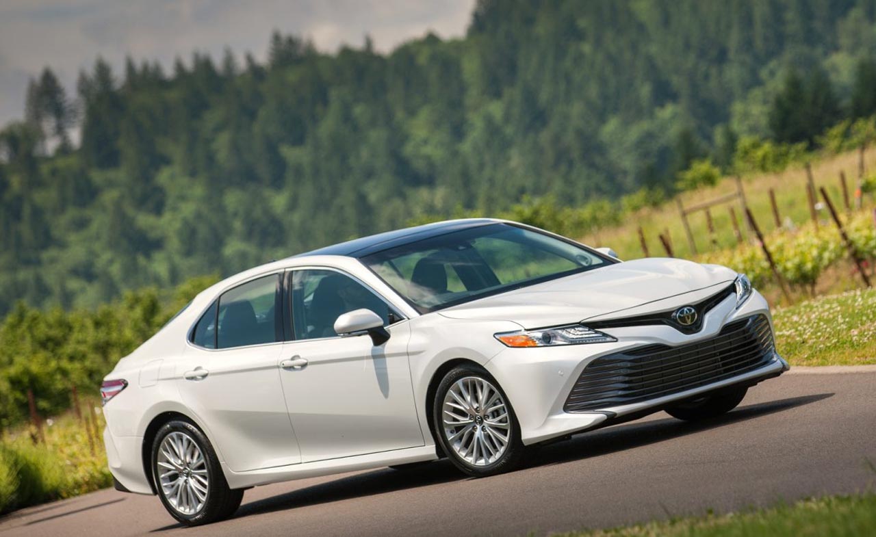 Toyota vervangt de Europese Avensis door de Amerikaanse Camry.