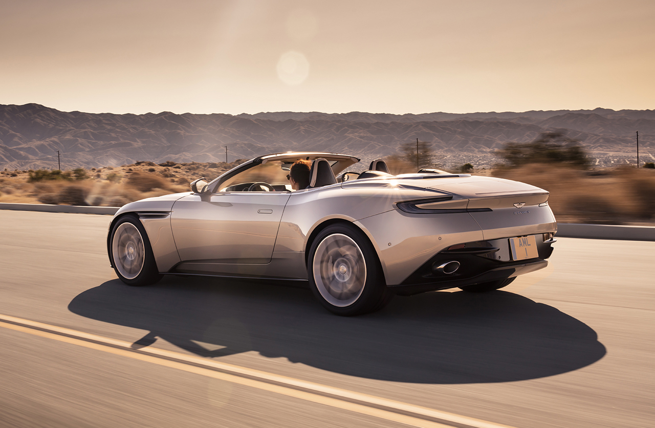 Aston Martin komt sterk terug met de prachtige DB 11 Volante.