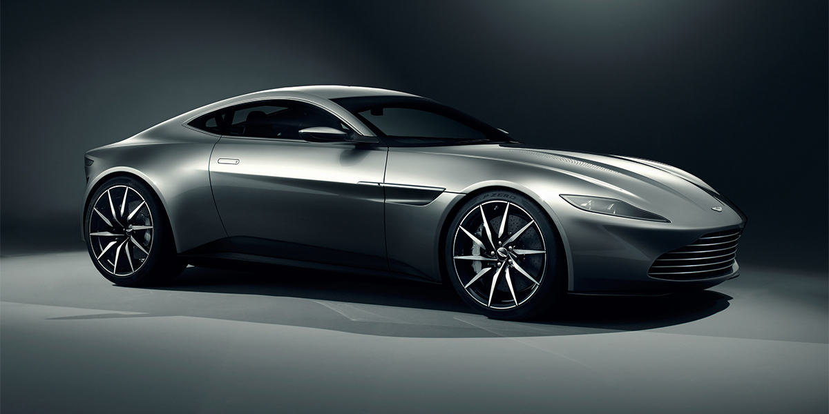 In verband met de internationale premiere van de 007-film Spectre haalt Kroymans Hilversum op 31 oktober de Aston Martin DB10 naar de showroom.