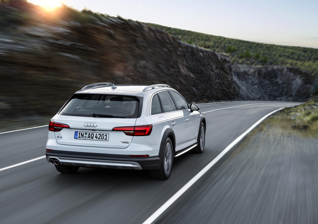 De nieuwe Audi A4 allroad quattro komt vanaf juni naar Nederland en is dan als eerst verkrijgbaar met de 3.0 TDI zescilinder diesel. De 2.0 liter viercilinders volgen na de zomer.