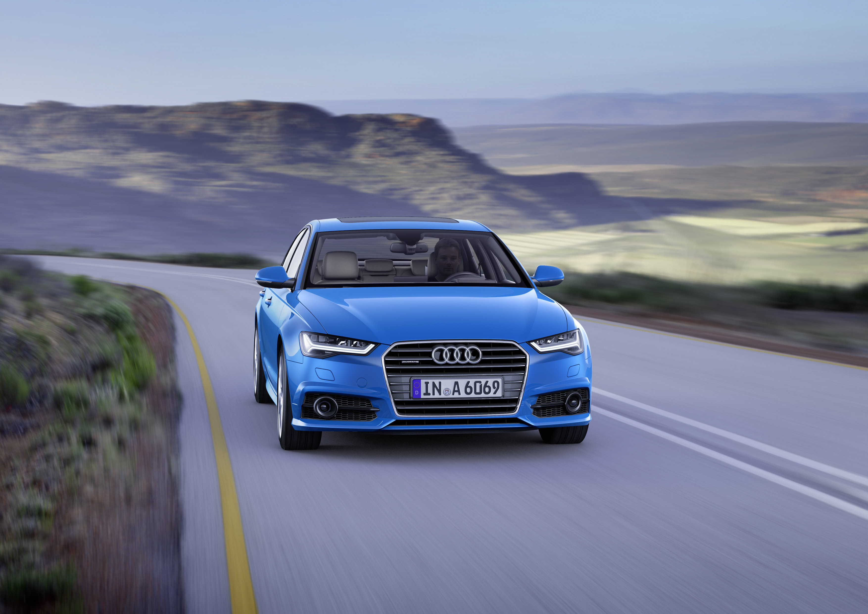 Facelift voor Audi A6 en A7 in de zomer van 2016. De verschillen zijn klein, want naast optische wijzigingen staan de twee modellen op gebied van multimedia en connectiviteit weer op scherp.