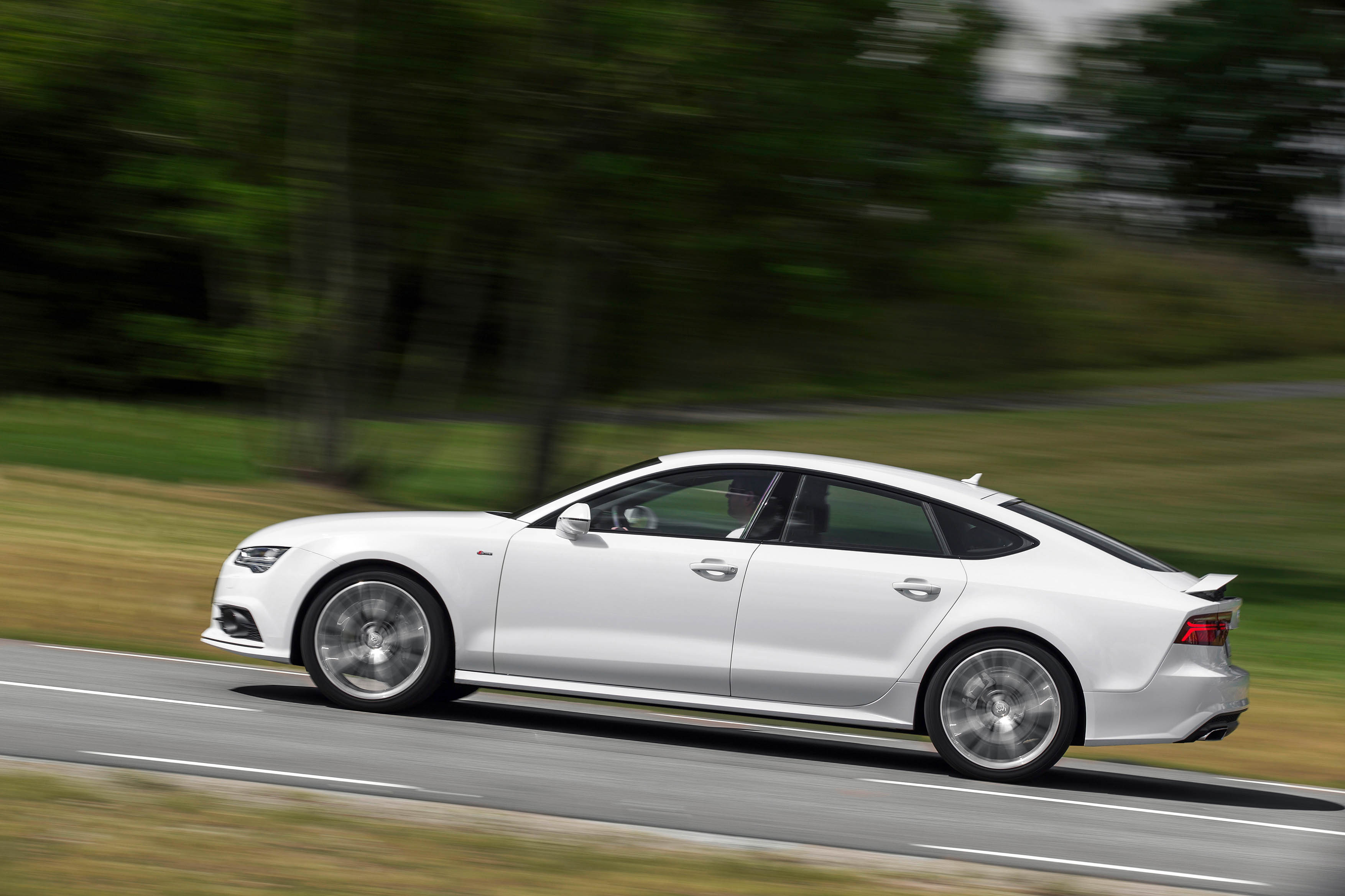 Audi levert de A7 Sportback nu ook met 1.8 TFSI 190 pk motorisering, voor prijzen vanaf net geen 55 mille.