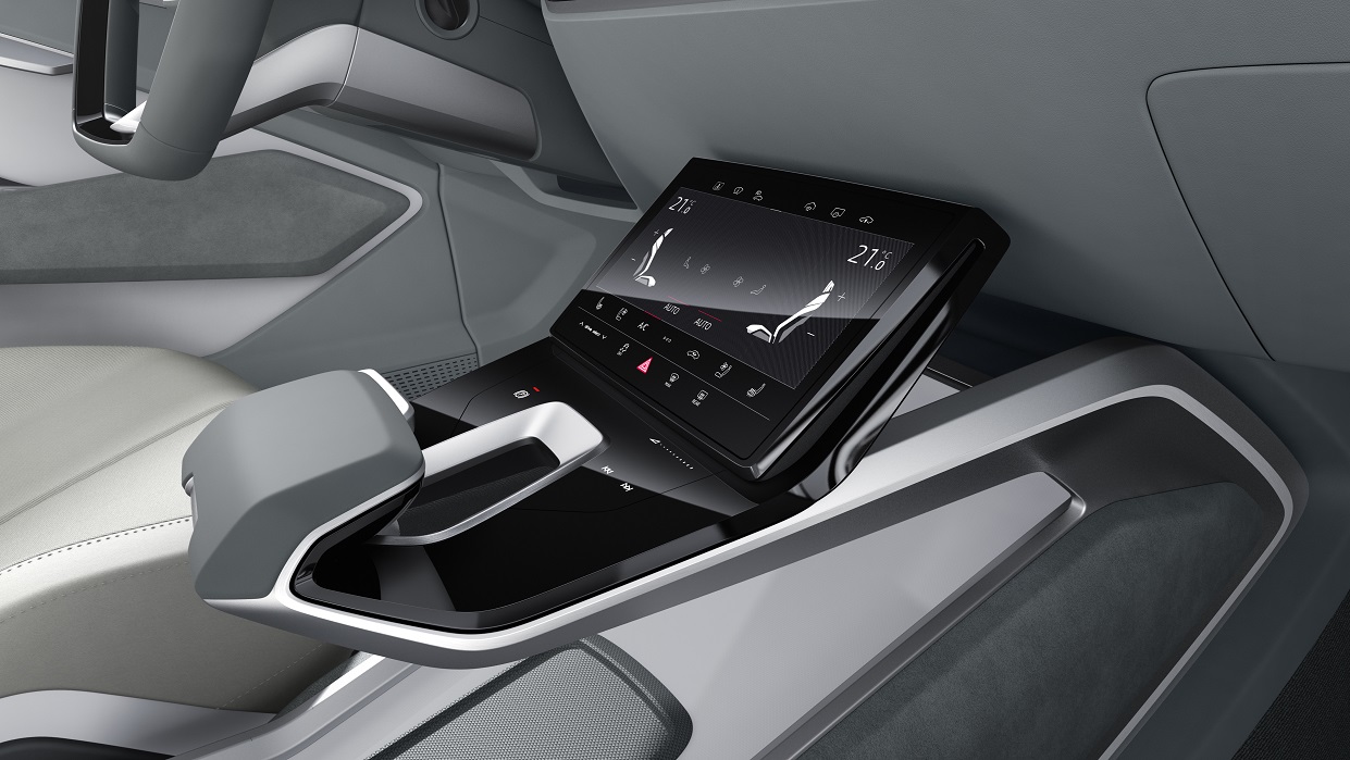 Net als Volkswagen komt ook Audi met een volledig elektrische, vierdeurs coup-SUV. Het merk presenteert de E-Tron Sportback. Zien we hier wellicht een voorbode voor de aanstaande Q4?