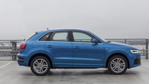 Rijtest vernieuwde Audi Q3 en RS Q3. Lees hier de rijimpressie van de Q3 facelift zoals hij in 2015 naar de showroom gaat.