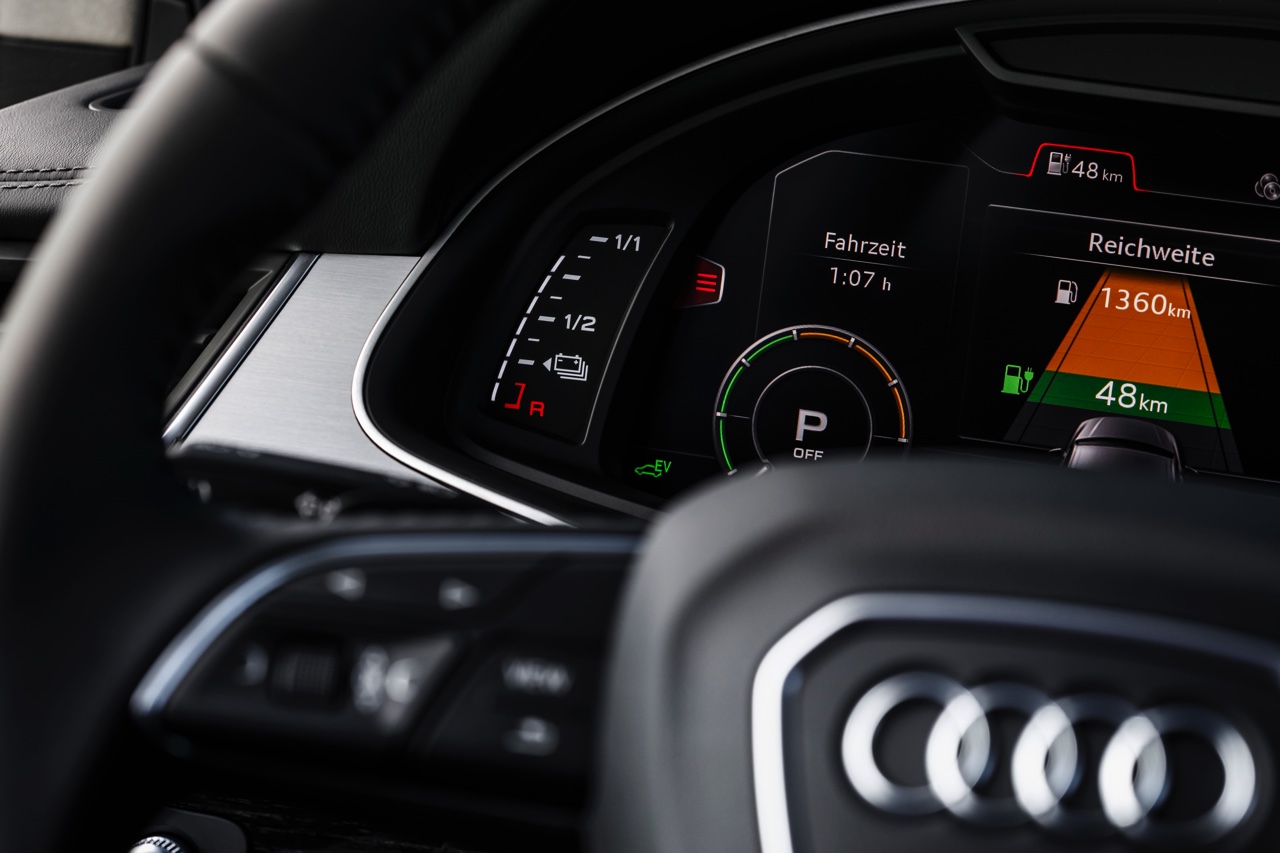 Autotest Audi Q7 3.0 TDI e-tron quattro, de plug-in hybride SUV met 373 pk en 700 Nm speelt baas boven baas met veel comfort, alle luxe en een slim hybride brein.