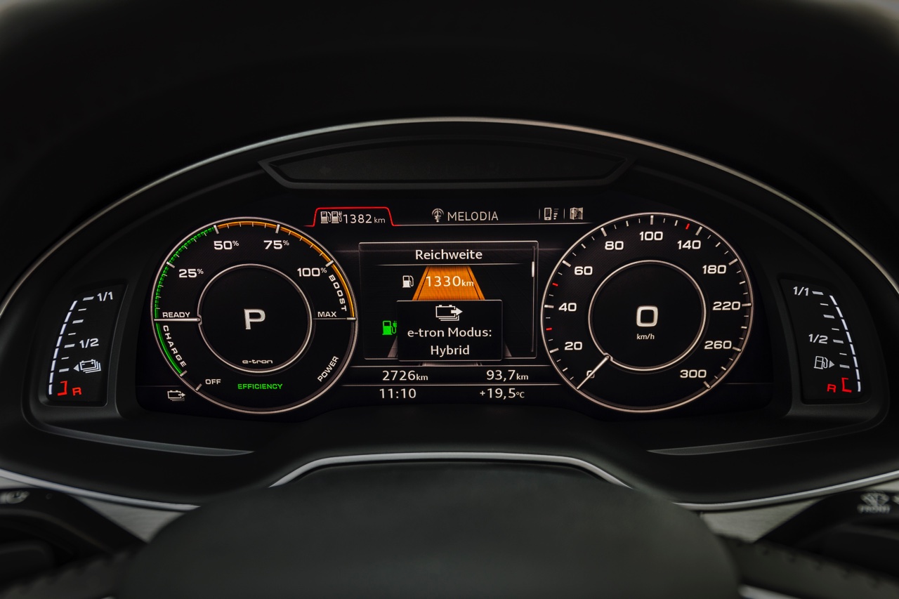Autotest Audi Q7 3.0 TDI e-tron quattro, de plug-in hybride SUV met 373 pk en 700 Nm speelt baas boven baas met veel comfort, alle luxe en een slim hybride brein.
