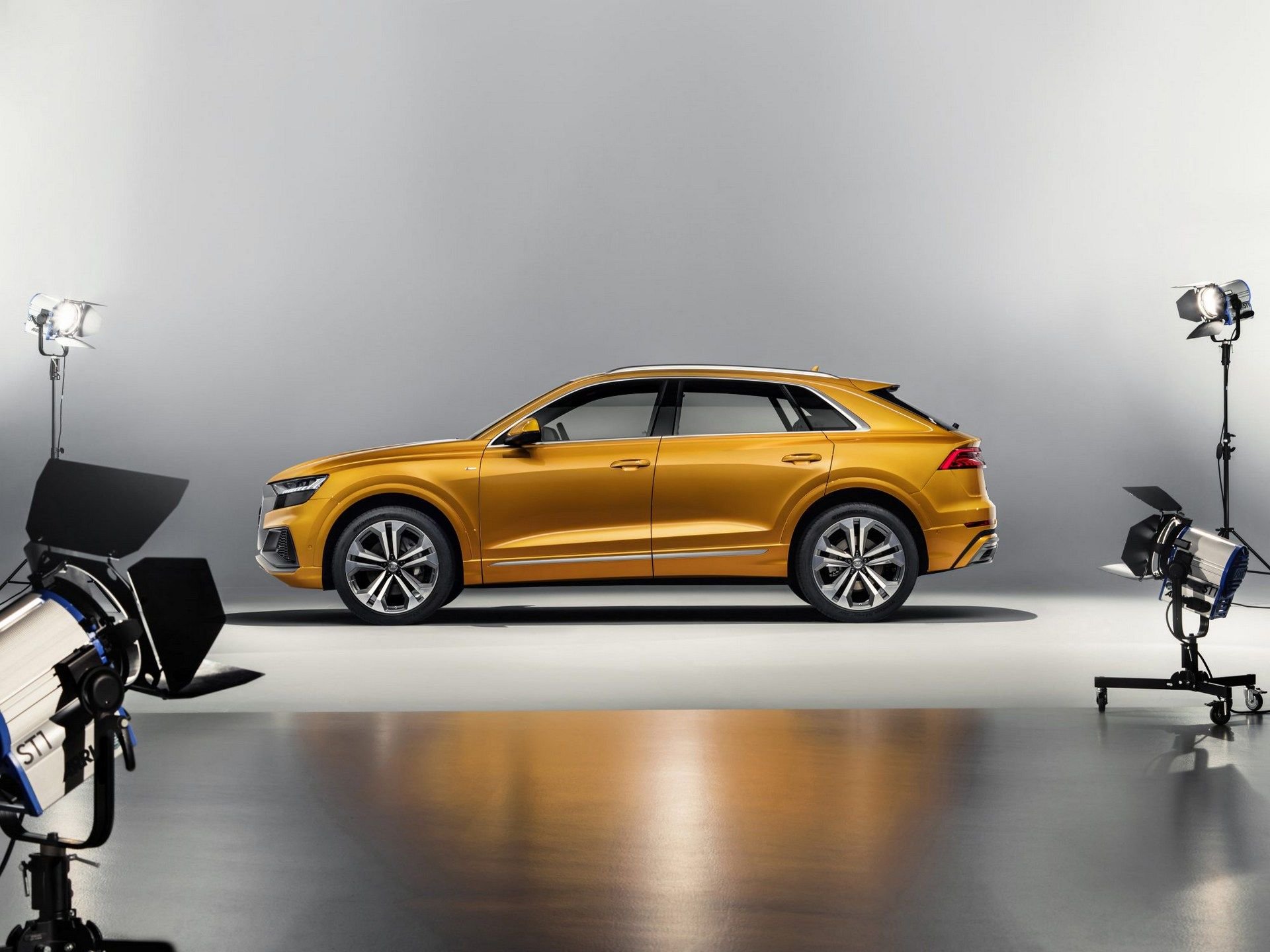 De eerste foto's van de Audi Q8 zijn uitgelekt.
