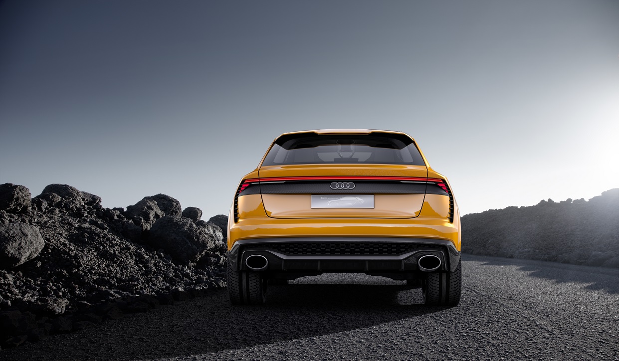 Audi presenteert op de Autosalon van Gen?ve een tweede uitvoering van de Q8 Concept. Deze keer staat de auto in sportieve kledij op de beursvloer, als mild hybrid.