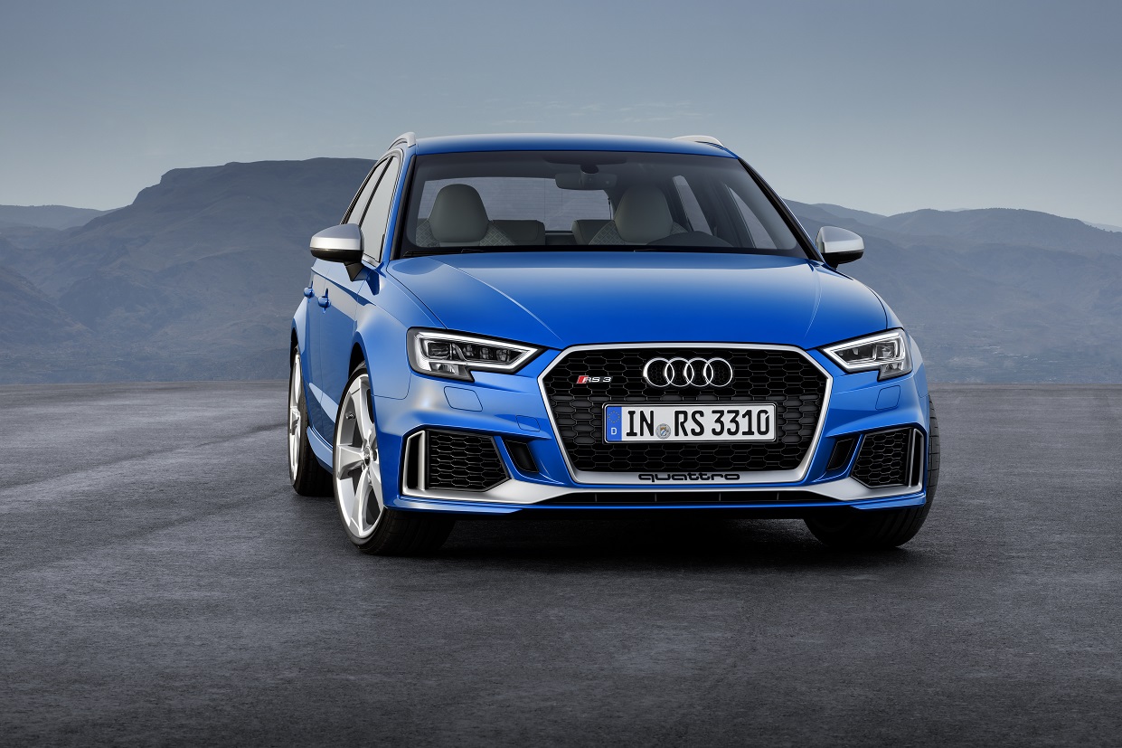 Na de andere Audi A3-modellen is het nu de beurt aan de RS3 Sportback om de facelift te ontvangen. Ook als hatchback is de nieuwe RS3 voorzien van de krachtigste vijfcilindermotor ter wereld.