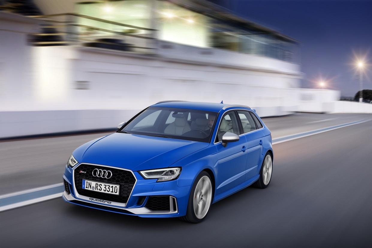 Na de andere Audi A3-modellen is het nu de beurt aan de RS3 Sportback om de facelift te ontvangen. Ook als hatchback is de nieuwe RS3 voorzien van de krachtigste vijfcilindermotor ter wereld.