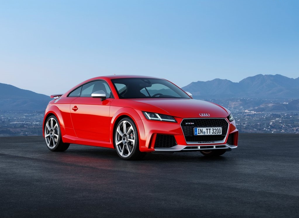 De Audi TT RS heeft nu een prijskaartje gekregen.