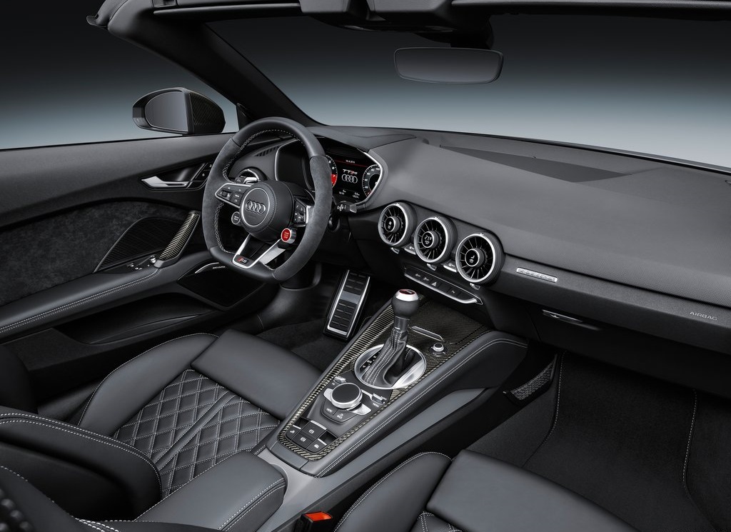 De Audi TT RS heeft nu een prijskaartje gekregen.