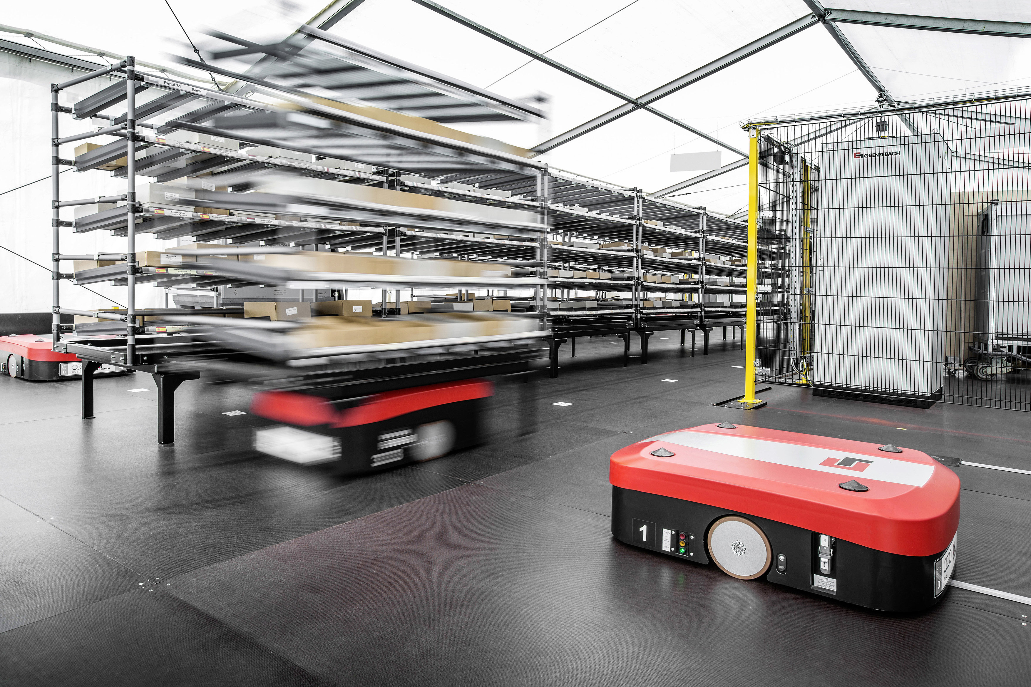 Audi gaat robottransporters toepassen in zijn fabrieken zodat onderdelen automatisch naar het fabriekspersoneel toe komen.