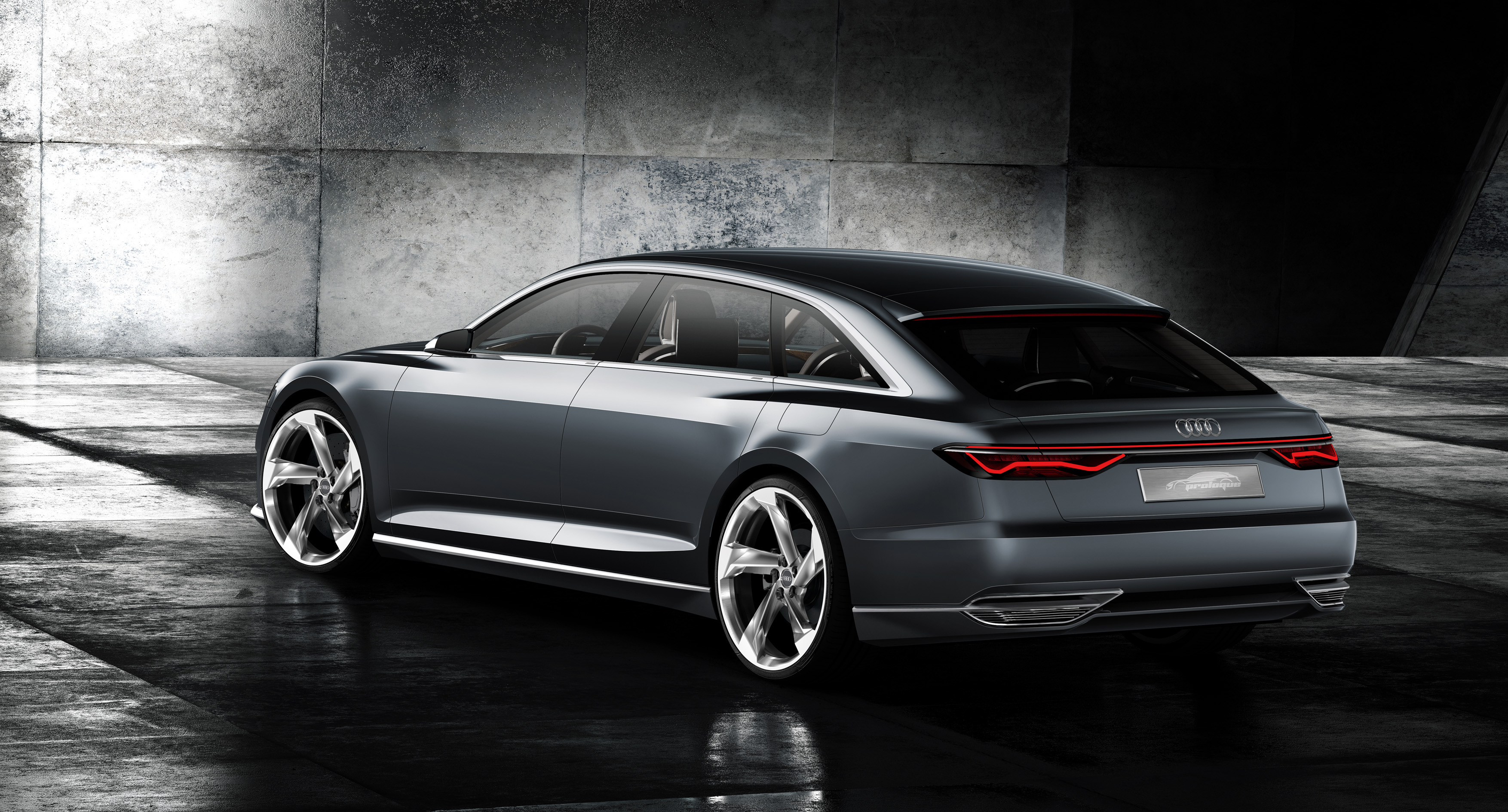 De Audi prologue Avant show car is een plug-in hybride Audi met e-tron quattro, voorzien van de 3.0 TDI en elektromotor. Zijn debuut beleeft hij op de Autosalon van Genve 2015.