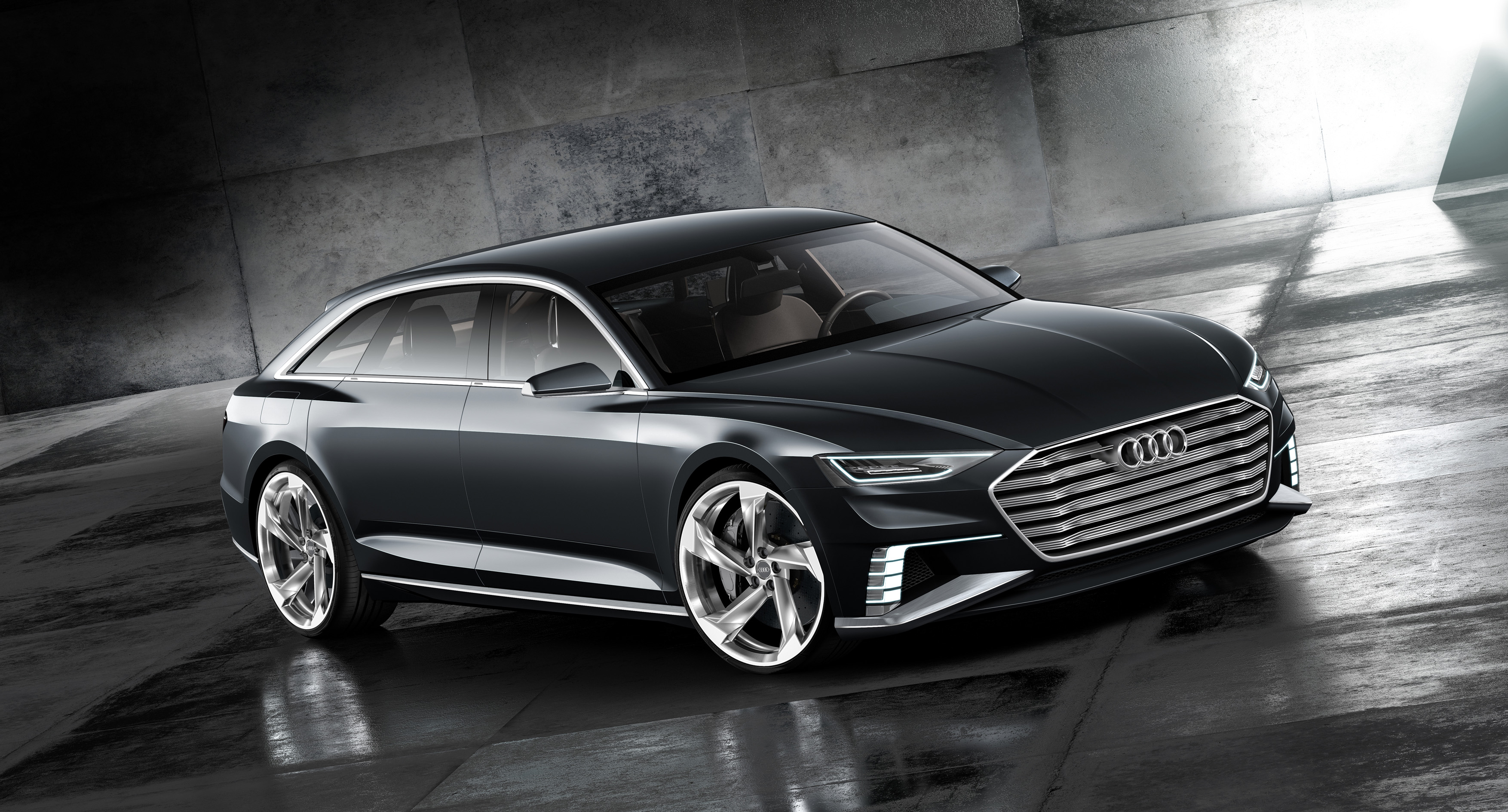 De Audi prologue Avant show car is een plug-in hybride Audi met e-tron quattro, voorzien van de 3.0 TDI en elektromotor. Zijn debuut beleeft hij op de Autosalon van Genve 2015.