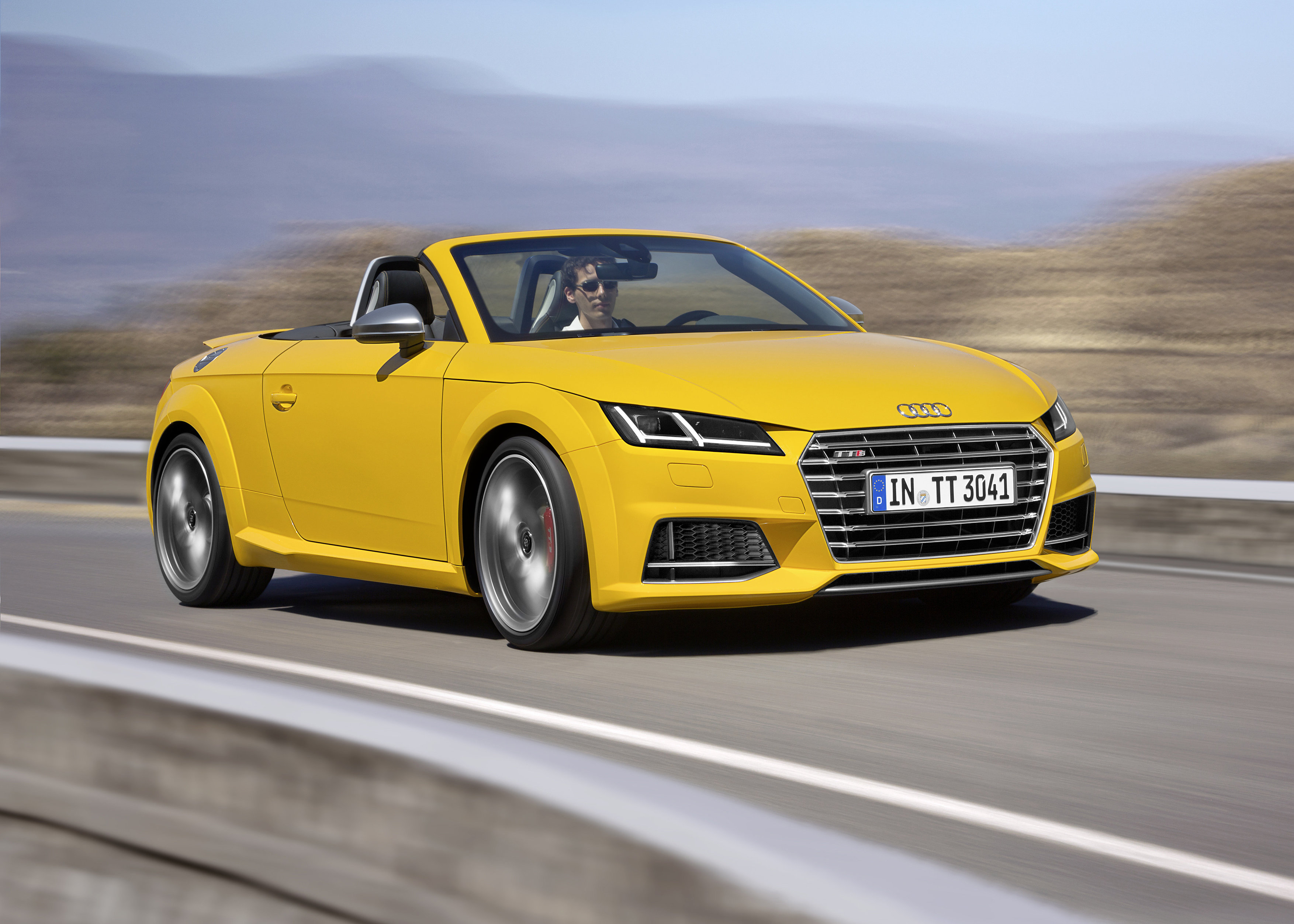 De Audi Open Days zetten de A3 Cabriolet, A5 Cabriolet en TT Roadster in het zonnetje met extra uitrusting.