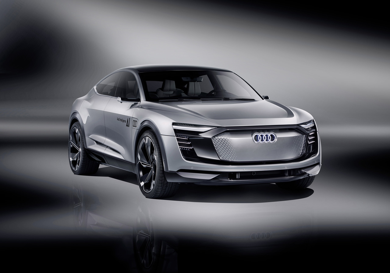 Audi borduurt met de Elaine voort op de elektrische e-tron Sportback Concept door deze nu autonoom te laten rijden.