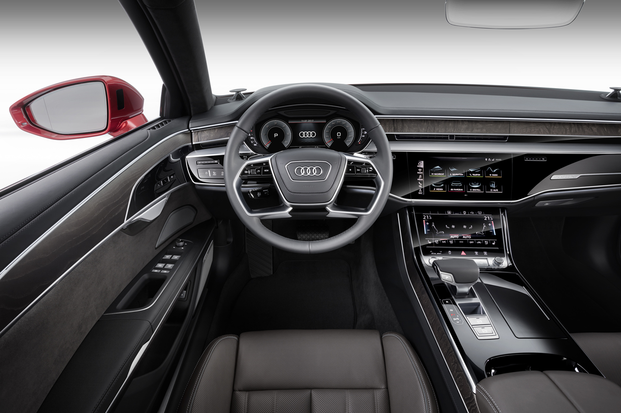 Audi lanceert de nieuwe 5,13 meter lange A8 op de komende IAA en zet de auto medio december in de showroom.