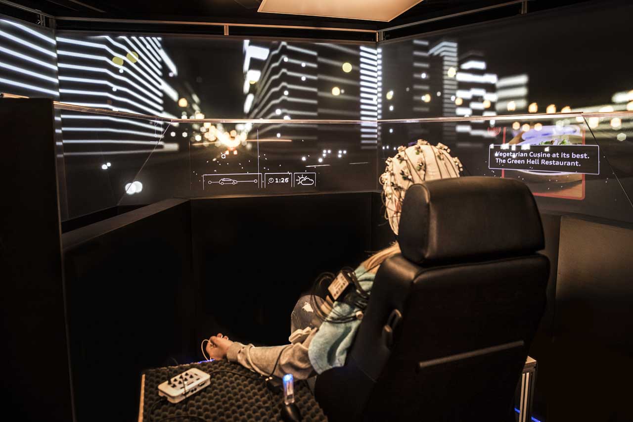 Audi onderzoekt hoe mensen het verblijf in een autonoom rijdende auto ervaren en wat ze met hun extra vrije tijd gaan doen.