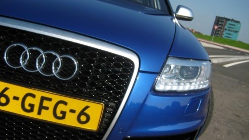 Op zoek naar een ruime stationwagon voor het gezin, en wil je ook een beetje sportief voor de dag komen? Misschien is de Audi RS6 Avant dan wel een optie! Alle gekheid op een stokje, dit neusje van de