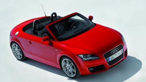 De Audi TT is al weer even leverbaar, een logisch gevolg is natuurlijk dat er een cabrio van deze coup komt. En daar zijn de specificaties nu van bekend.