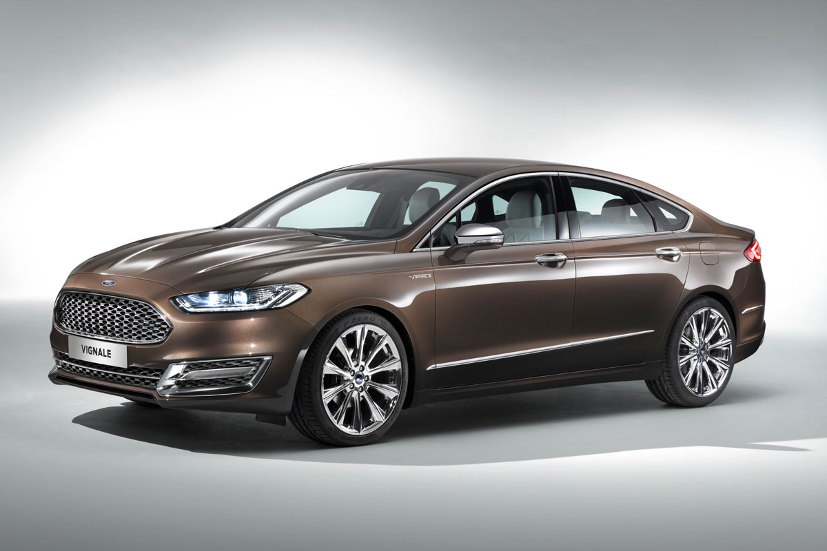 Ford Vignale introductie vindt plaats tijdens AutoRAI 2015, waarna twee Ford Stores in Amsterdam en Zaandam operationeel zijn.